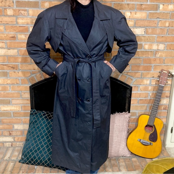 VINTAGE Pierre Dalby Paris Plaid Lined Long Belted Trench Coat Women’s L - Picture 2 of 11